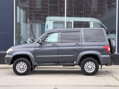 car-image