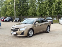 car-image